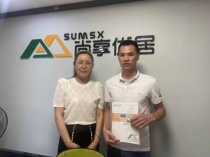 优居房屋管家：合正汇一城业主存房托管合影