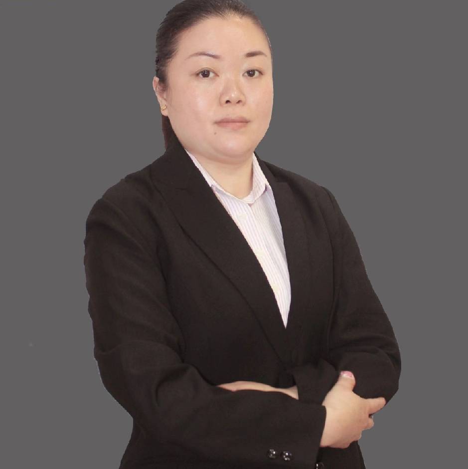 邱佳英